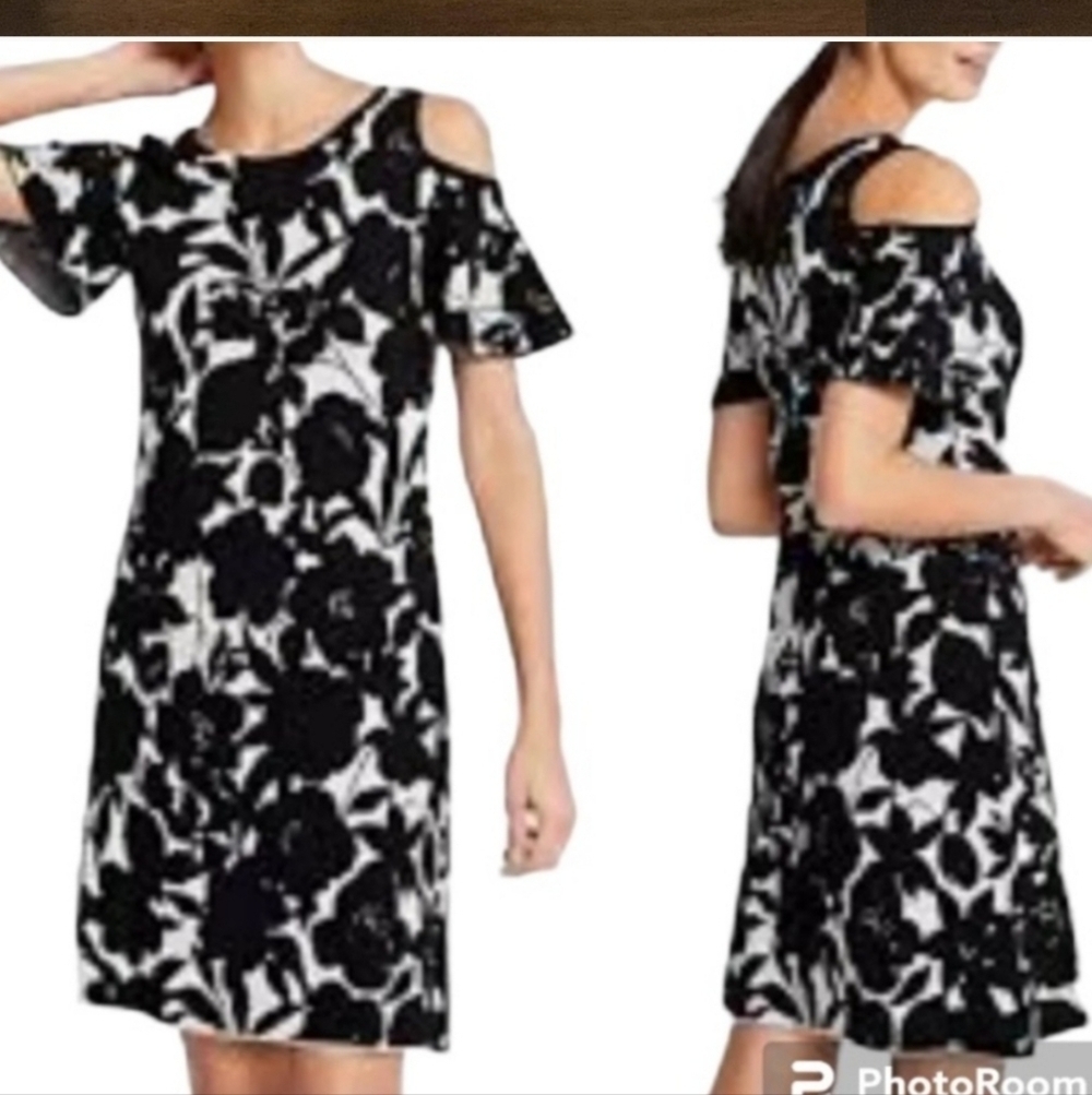 Anna Taylor Cold Shoulders Floral Sweater Black White Dress Size xxs